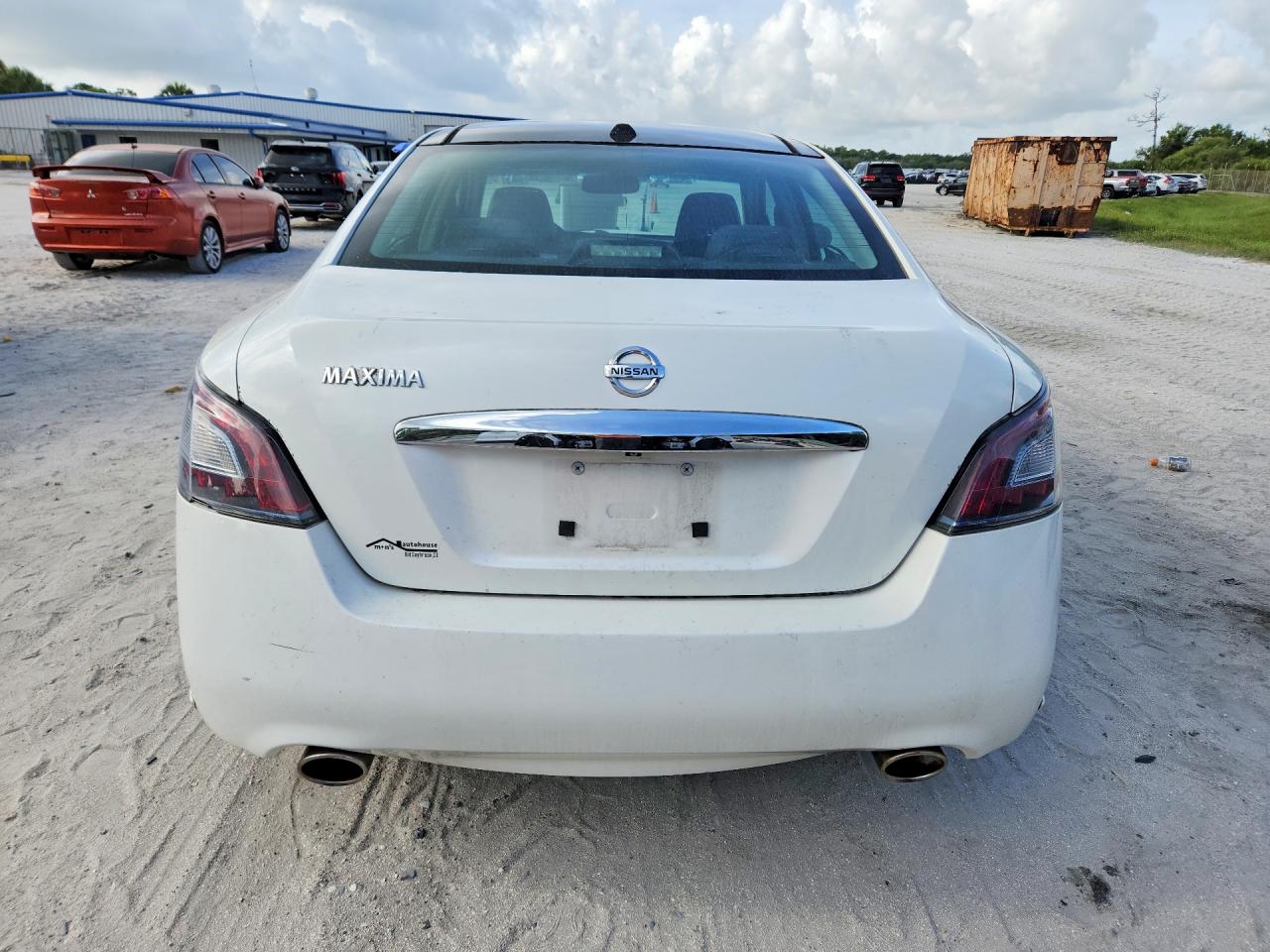 2012 NISSAN MAXIMA