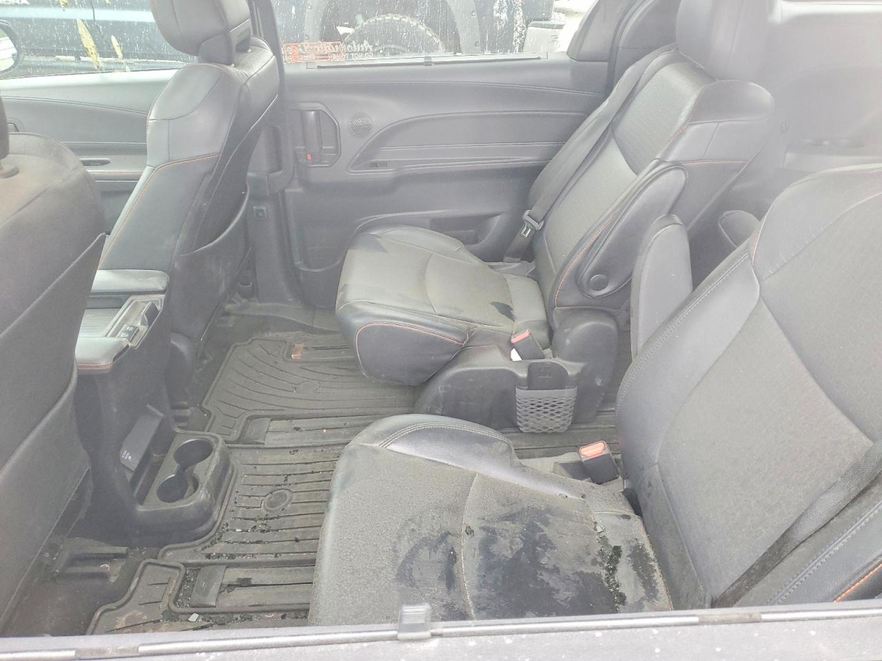 2022 TOYOTA SIENNA