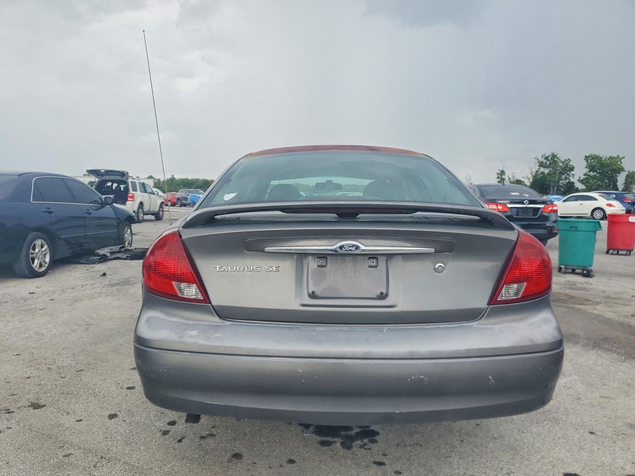 2003 FORD TAURUS