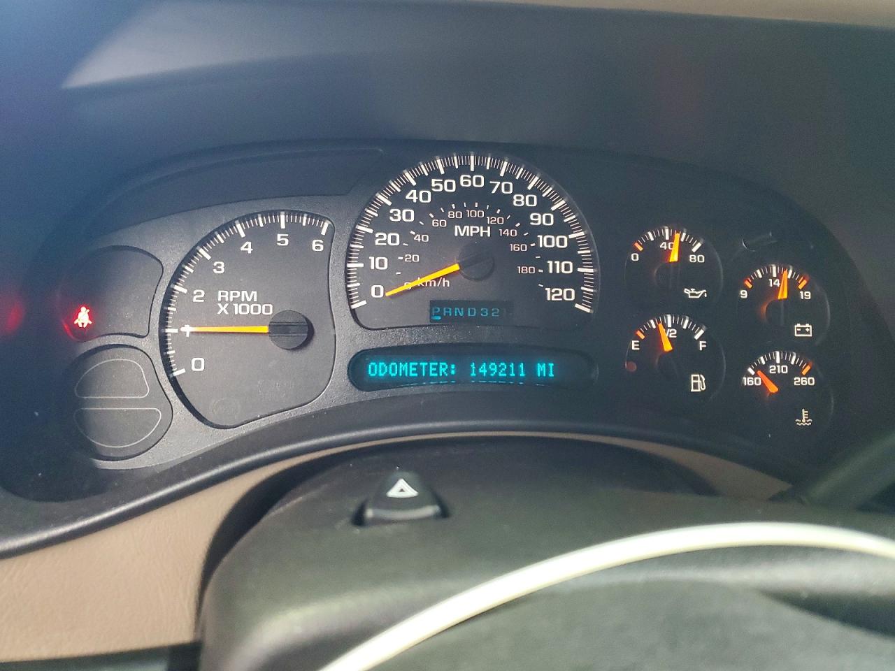 2003 CHEVROLET SUBURBAN