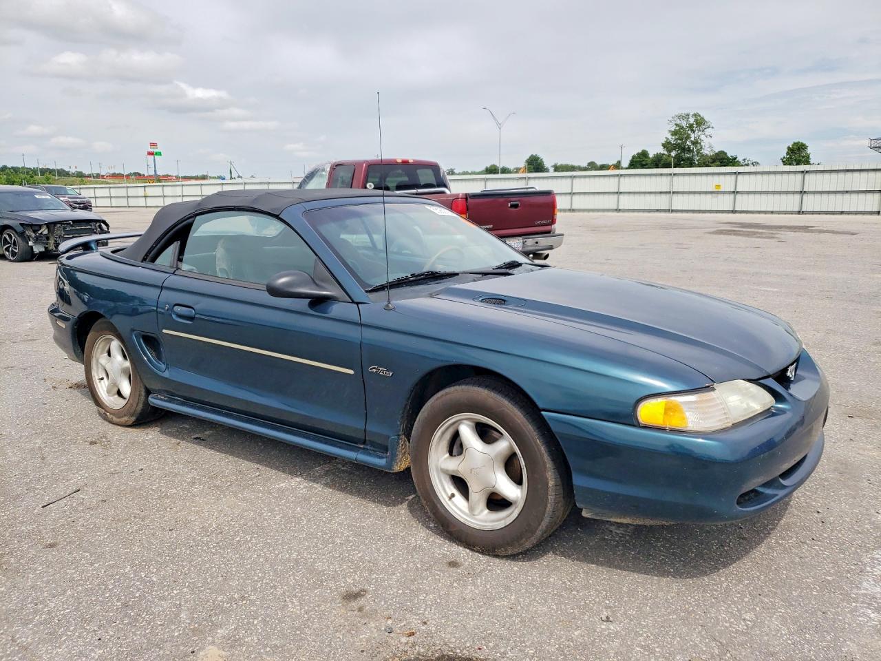 1996 FORD MUSTANG