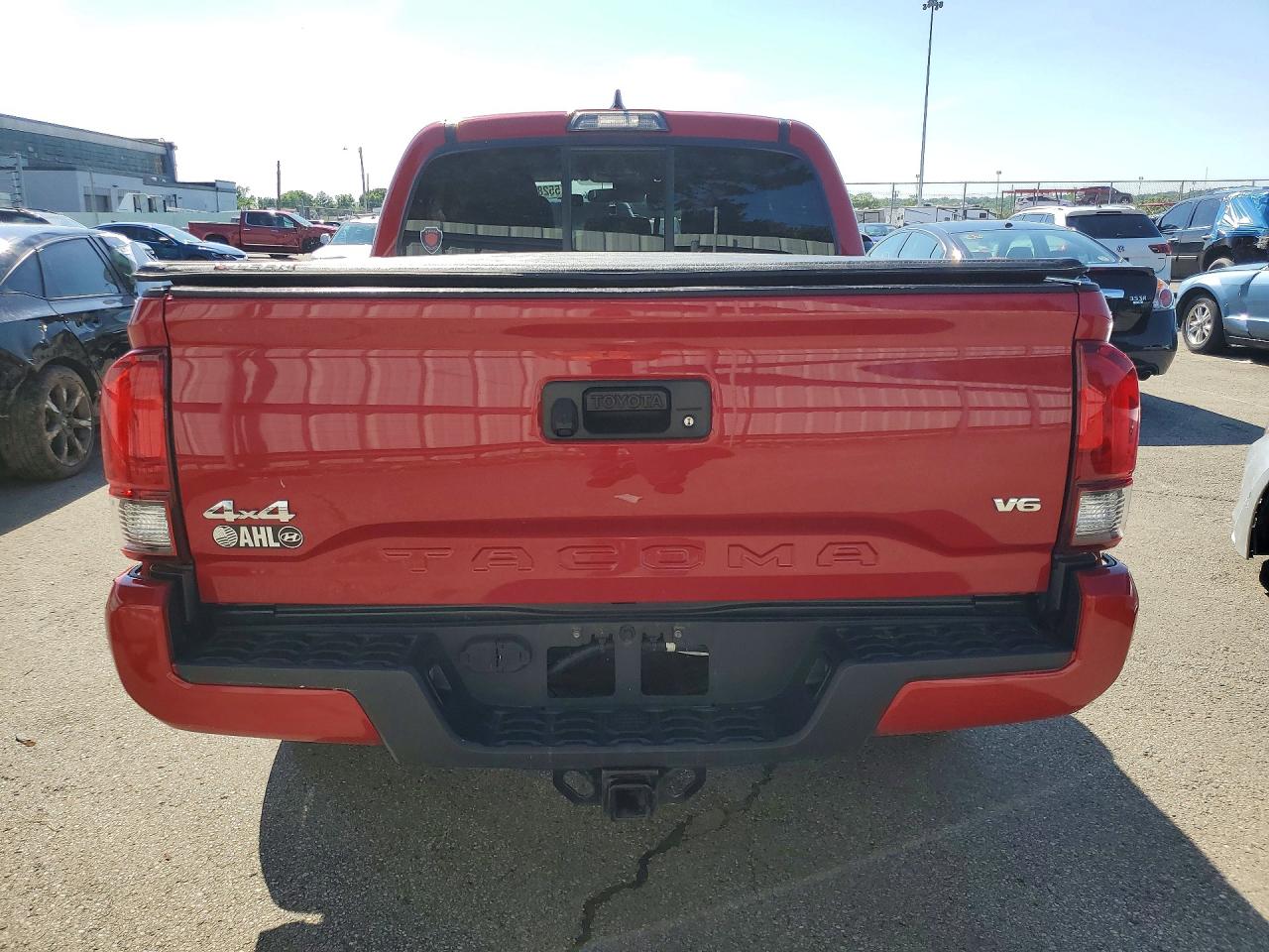 2019 TOYOTA TACOMA
