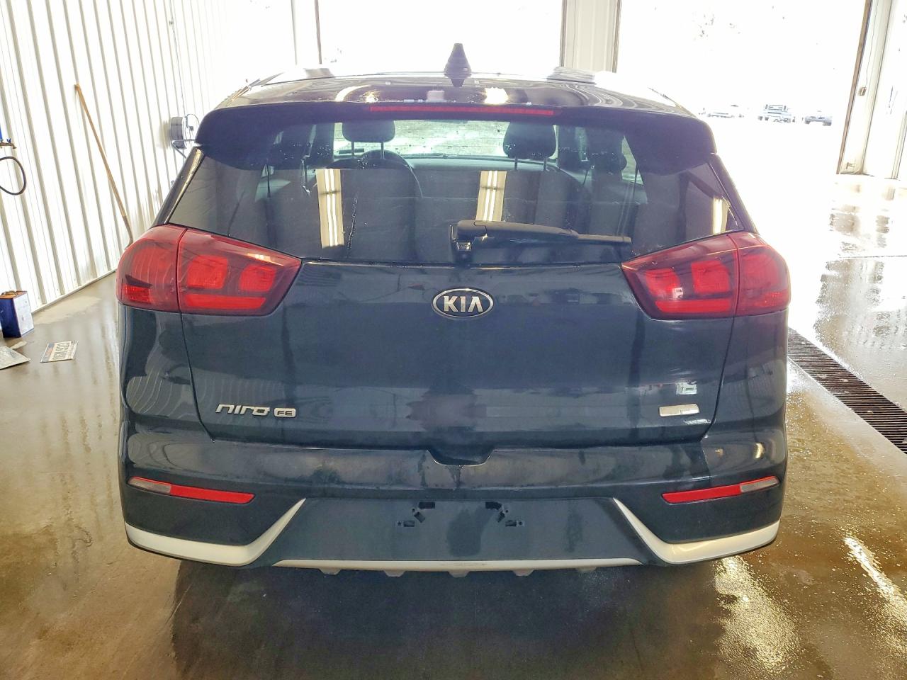 2017 KIA NIRO