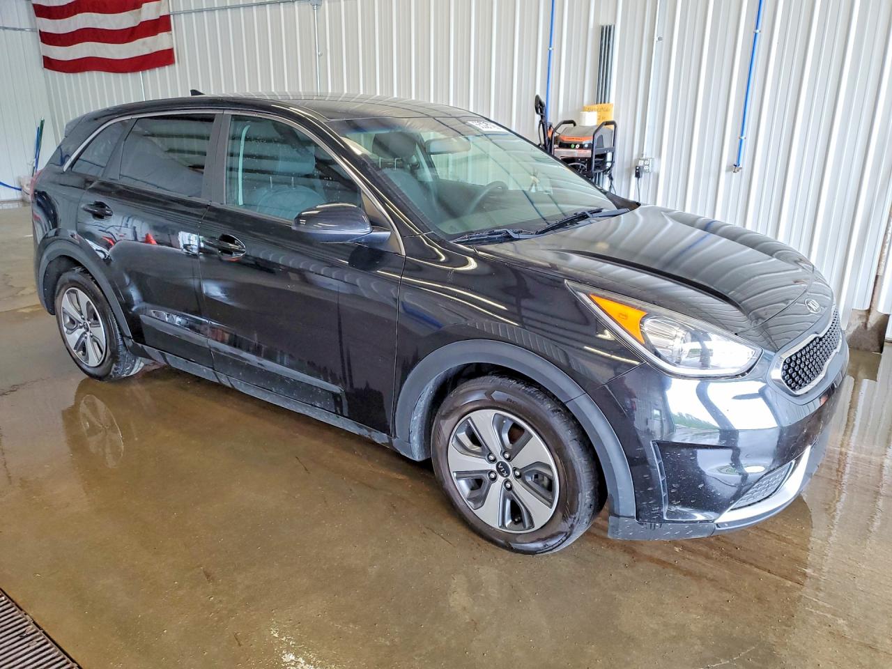 2017 KIA NIRO