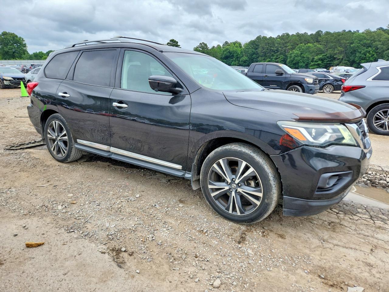 2018 NISSAN PATHFINDER