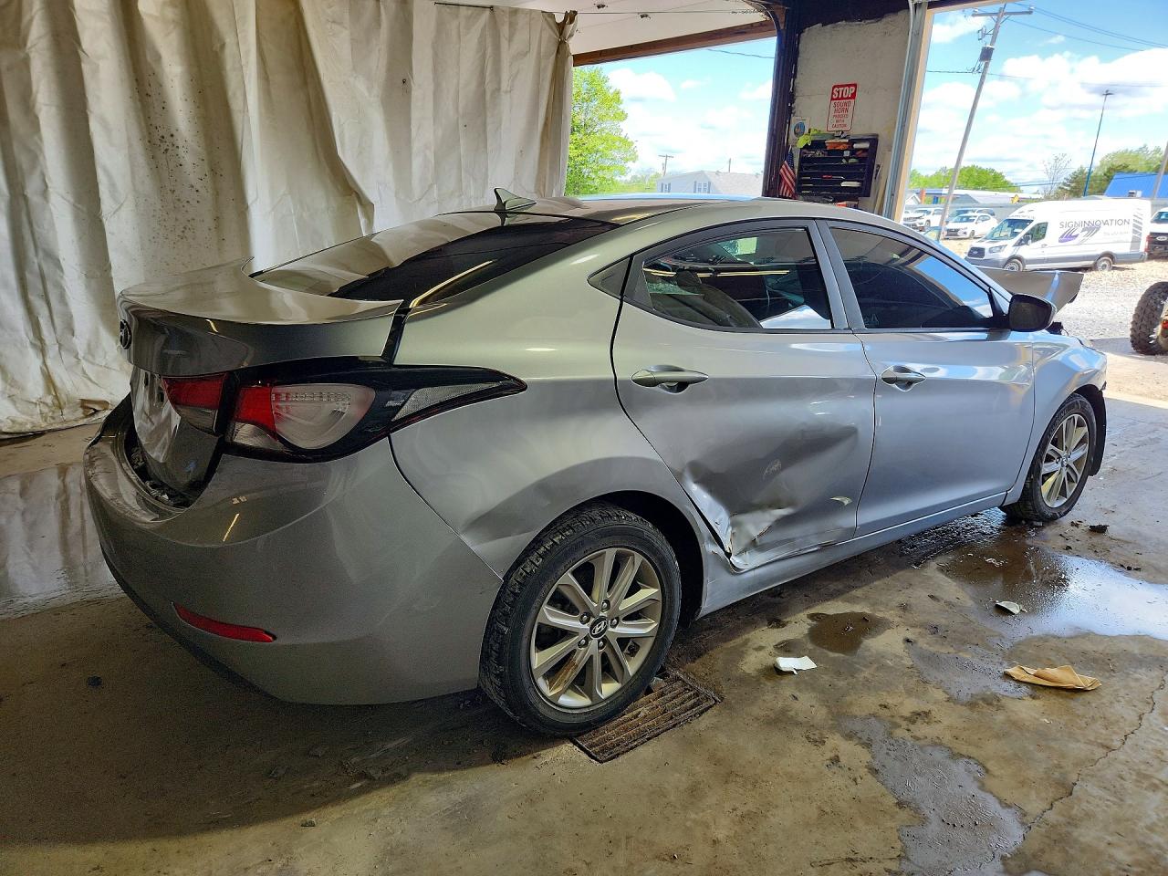 2015 HYUNDAI ELANTRA