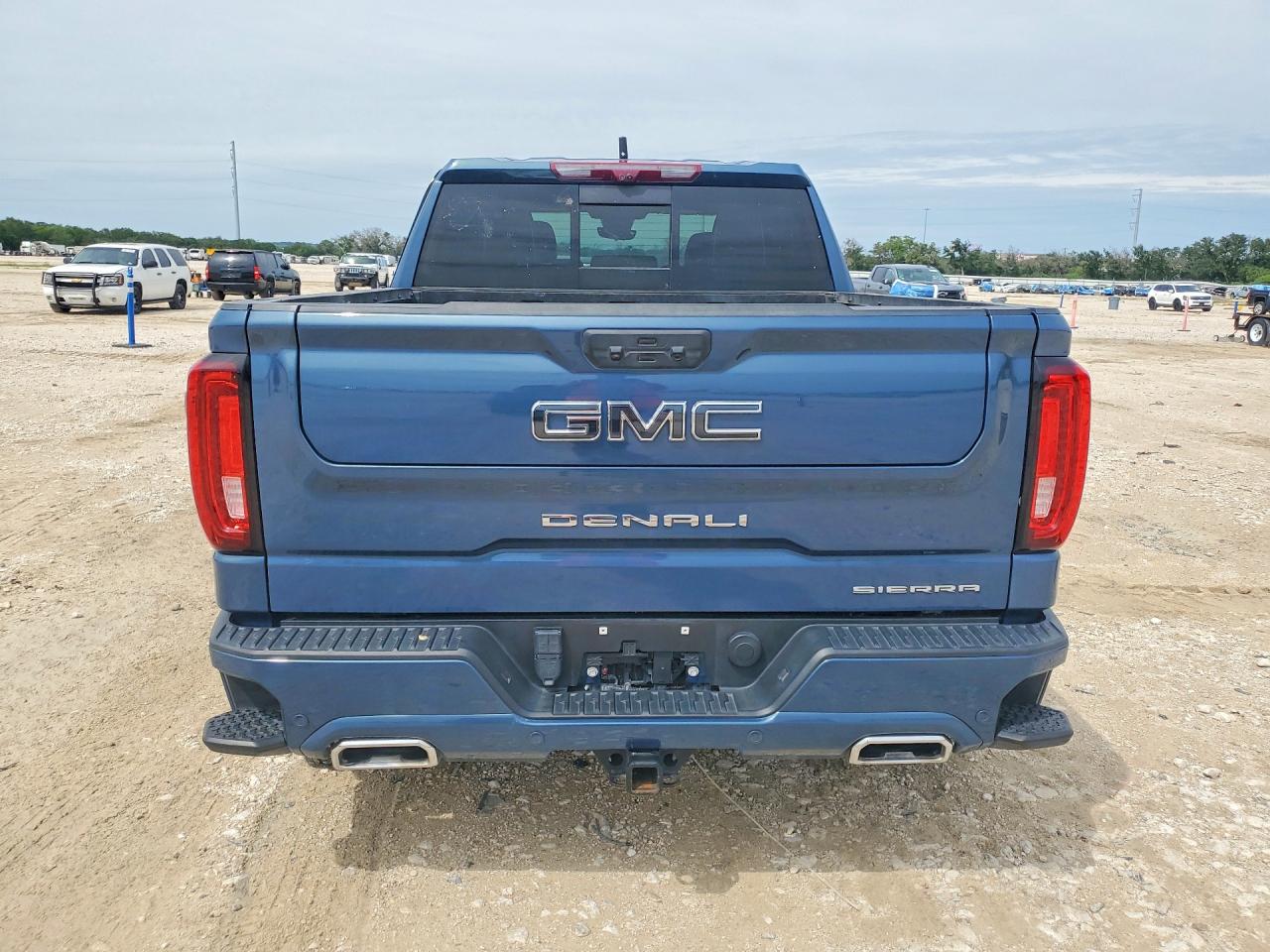 2024 GMC SIERRA