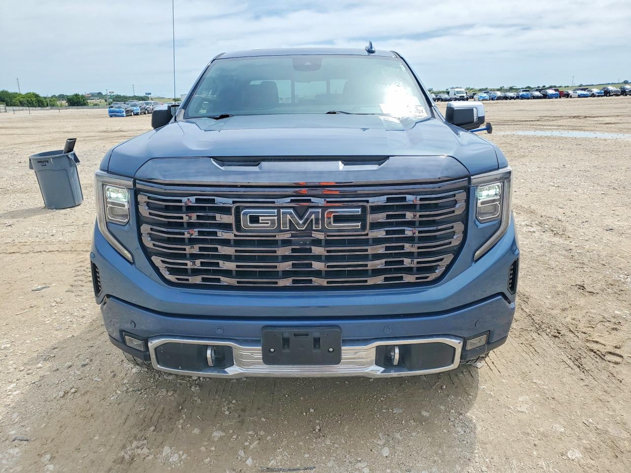 2024 GMC SIERRA
