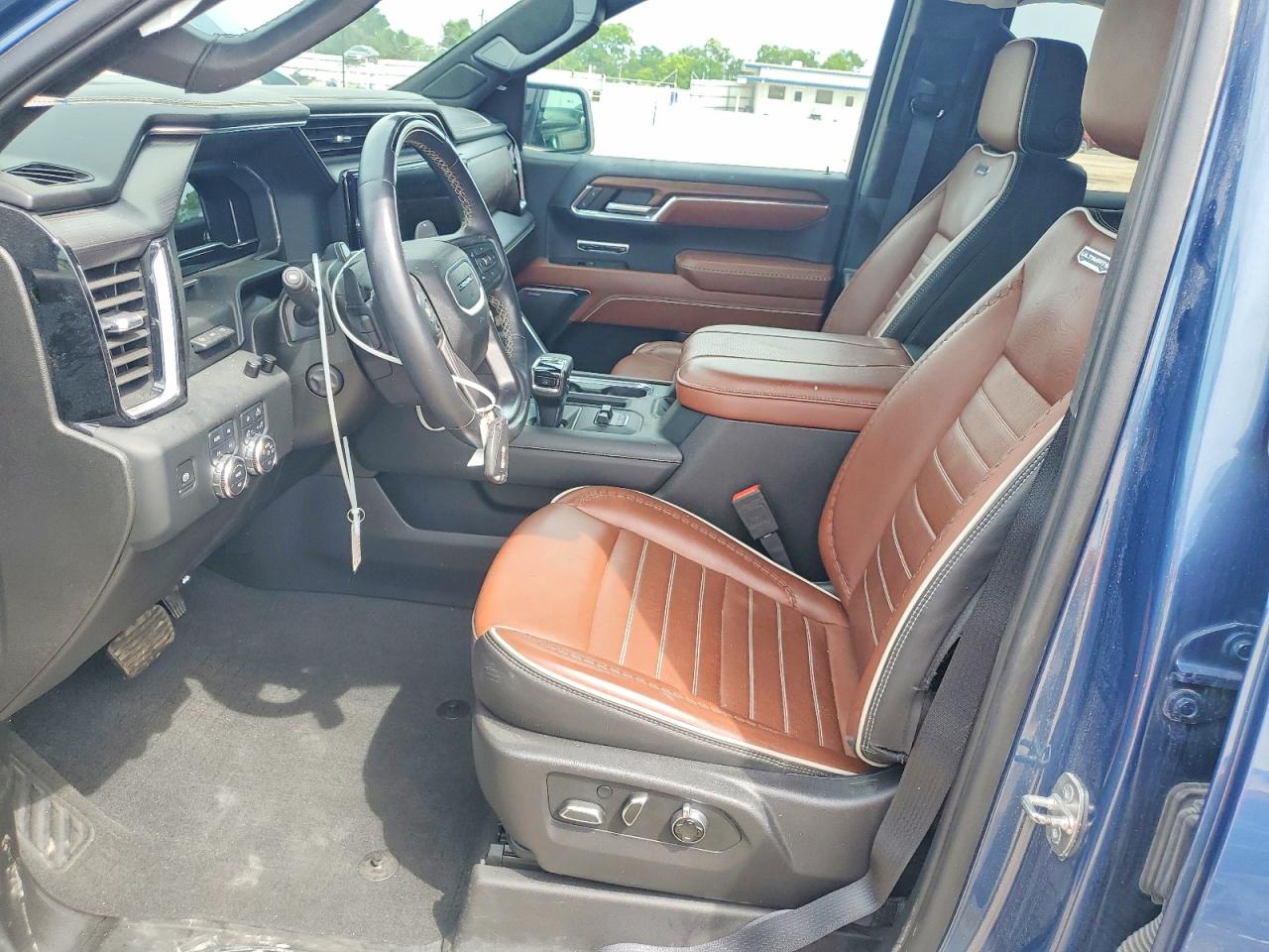 2024 GMC SIERRA