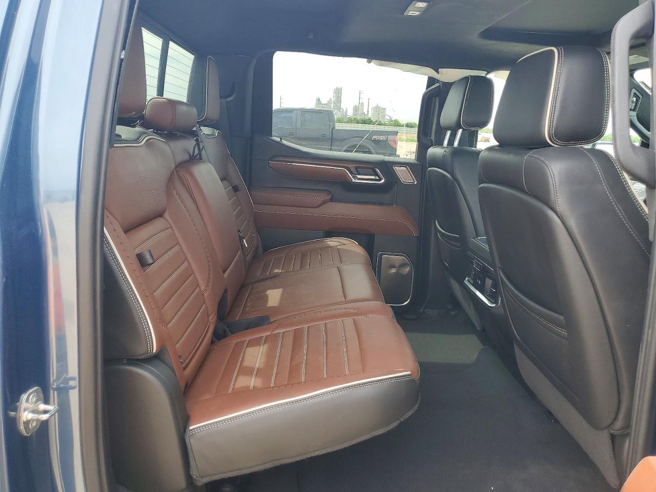 2024 GMC SIERRA