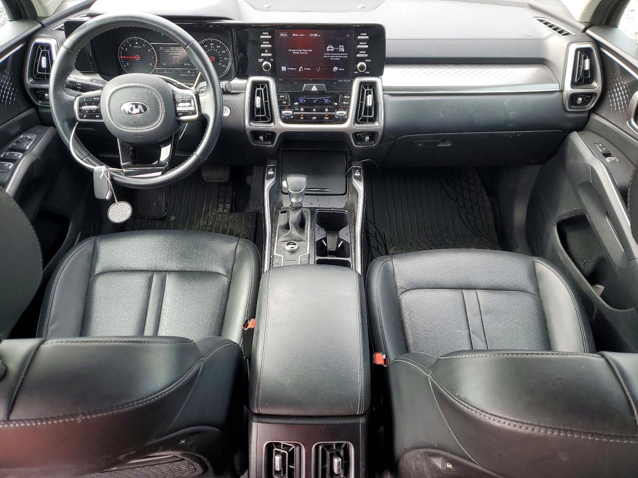 2021 KIA SORENTO