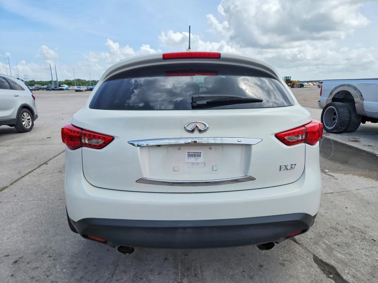 2013 INFINITI FX37