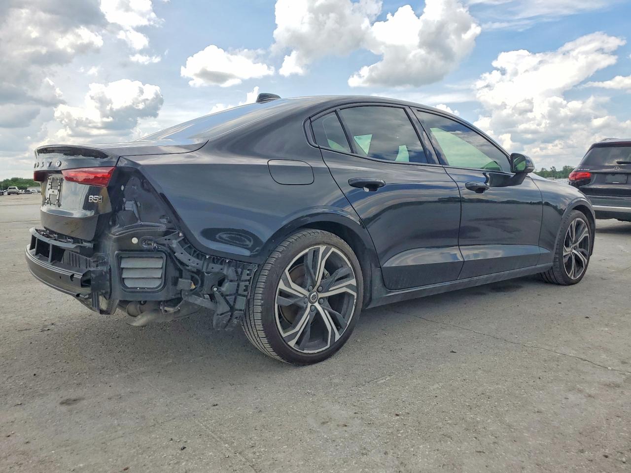 2024 VOLVO S60