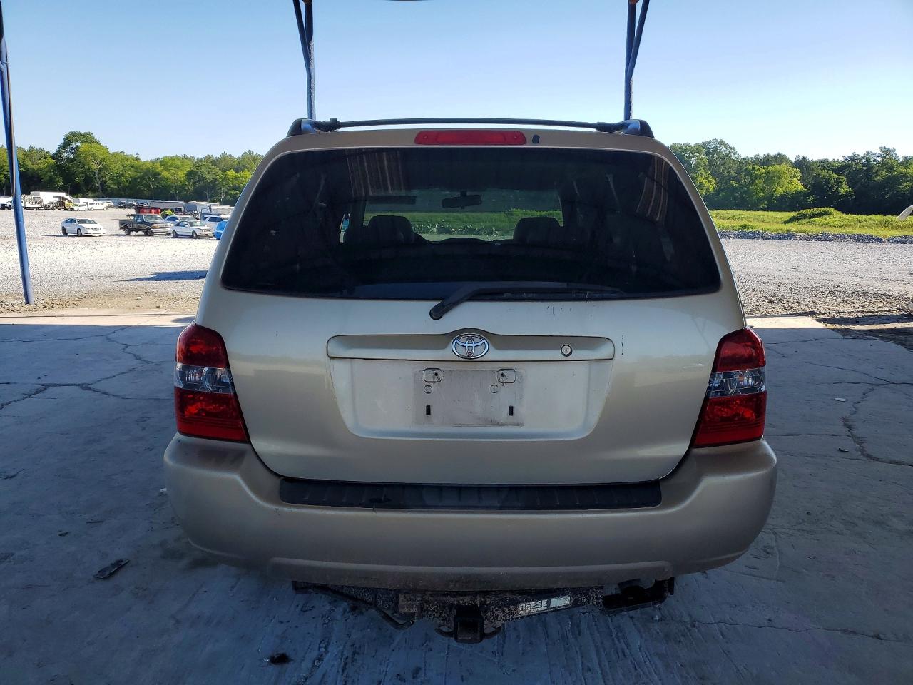 2004 TOYOTA HIGHLANDER