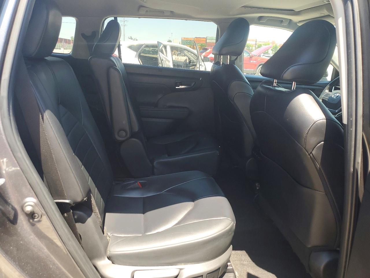 2024 TOYOTA HIGHLANDER
