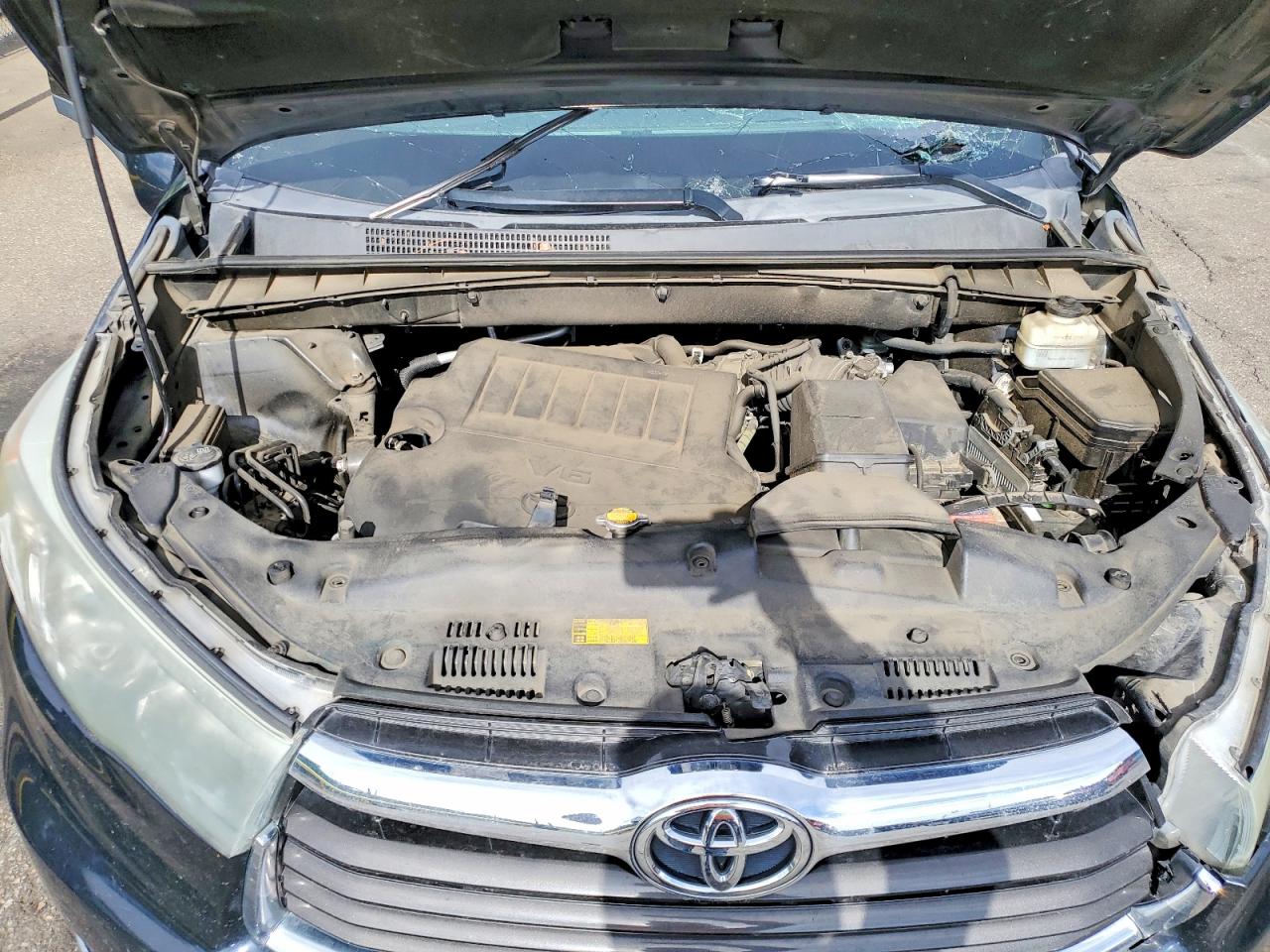 2015 TOYOTA HIGHLANDER