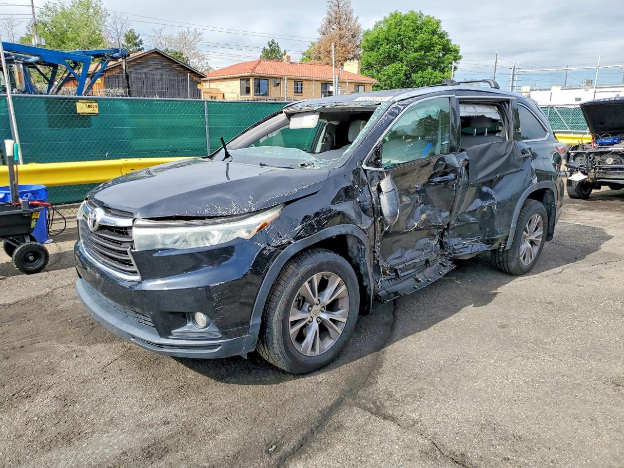 2015 TOYOTA HIGHLANDER