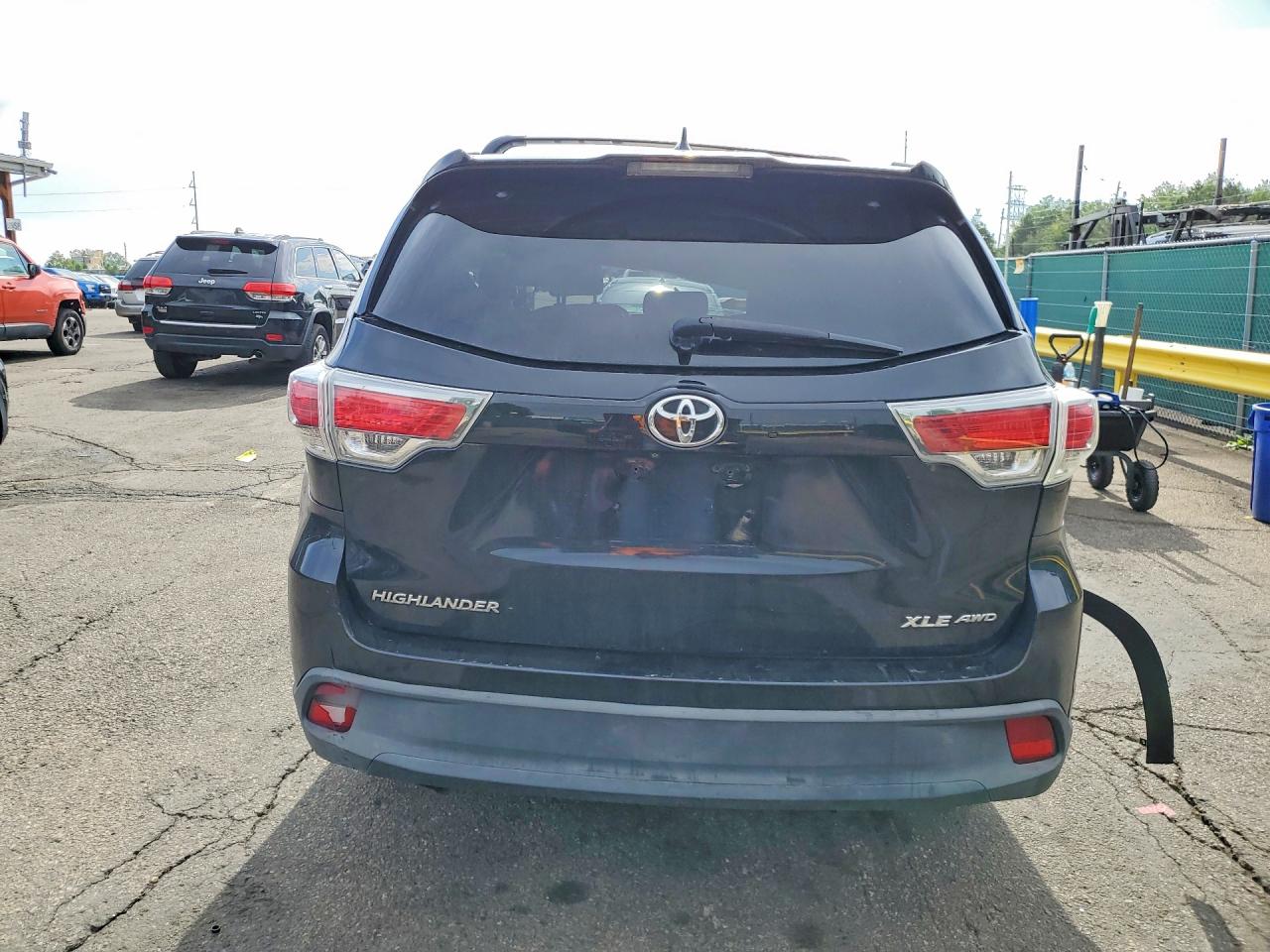 2015 TOYOTA HIGHLANDER