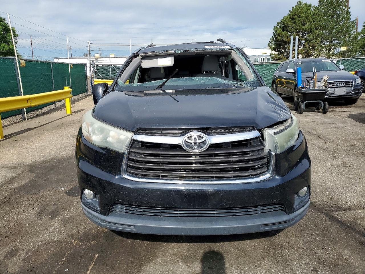 2015 TOYOTA HIGHLANDER
