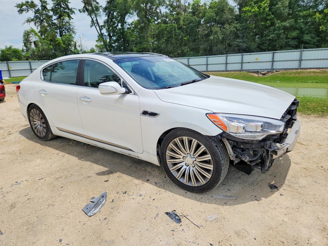 2015 KIA K900