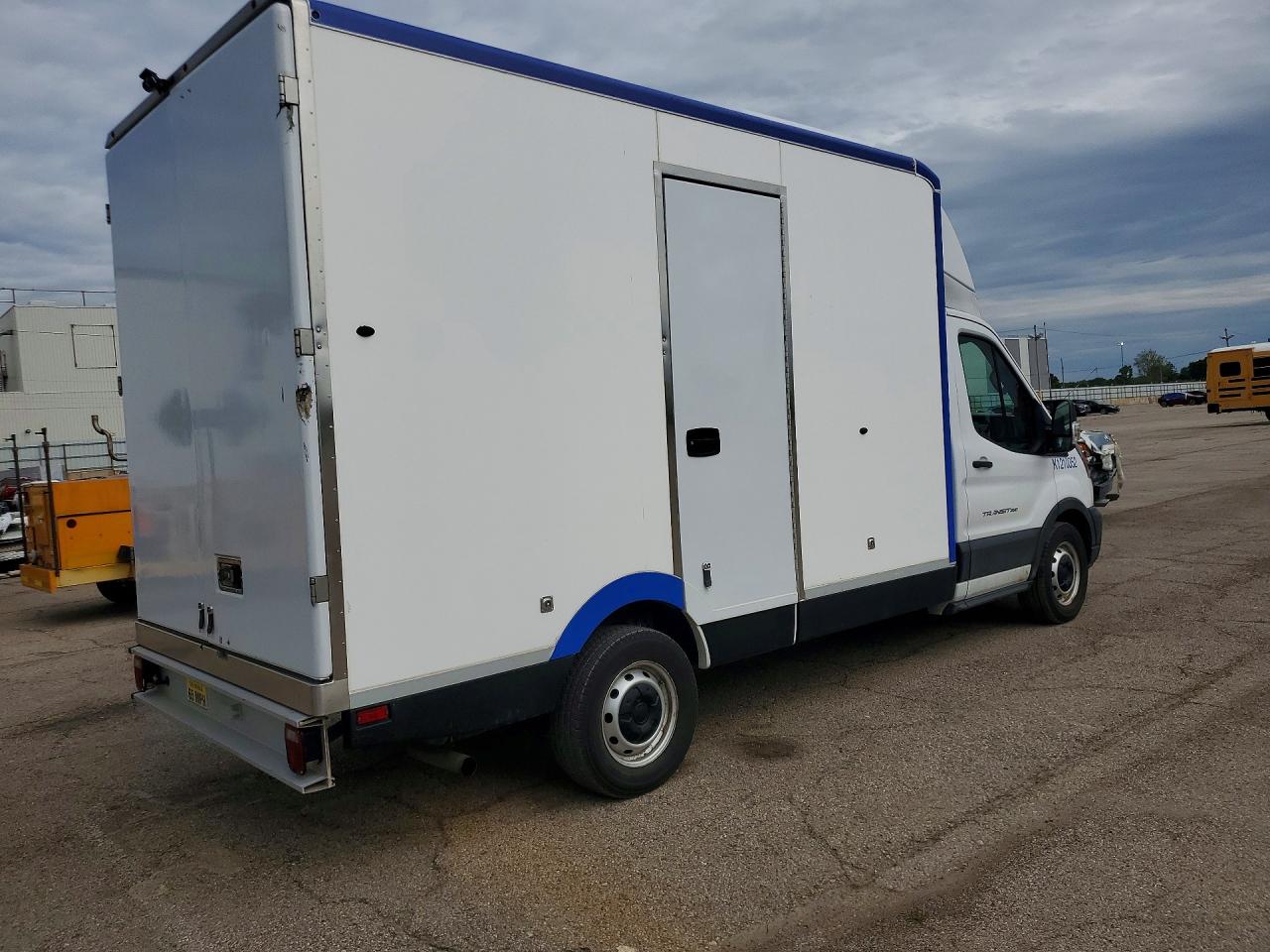 2022 FORD TRANSIT