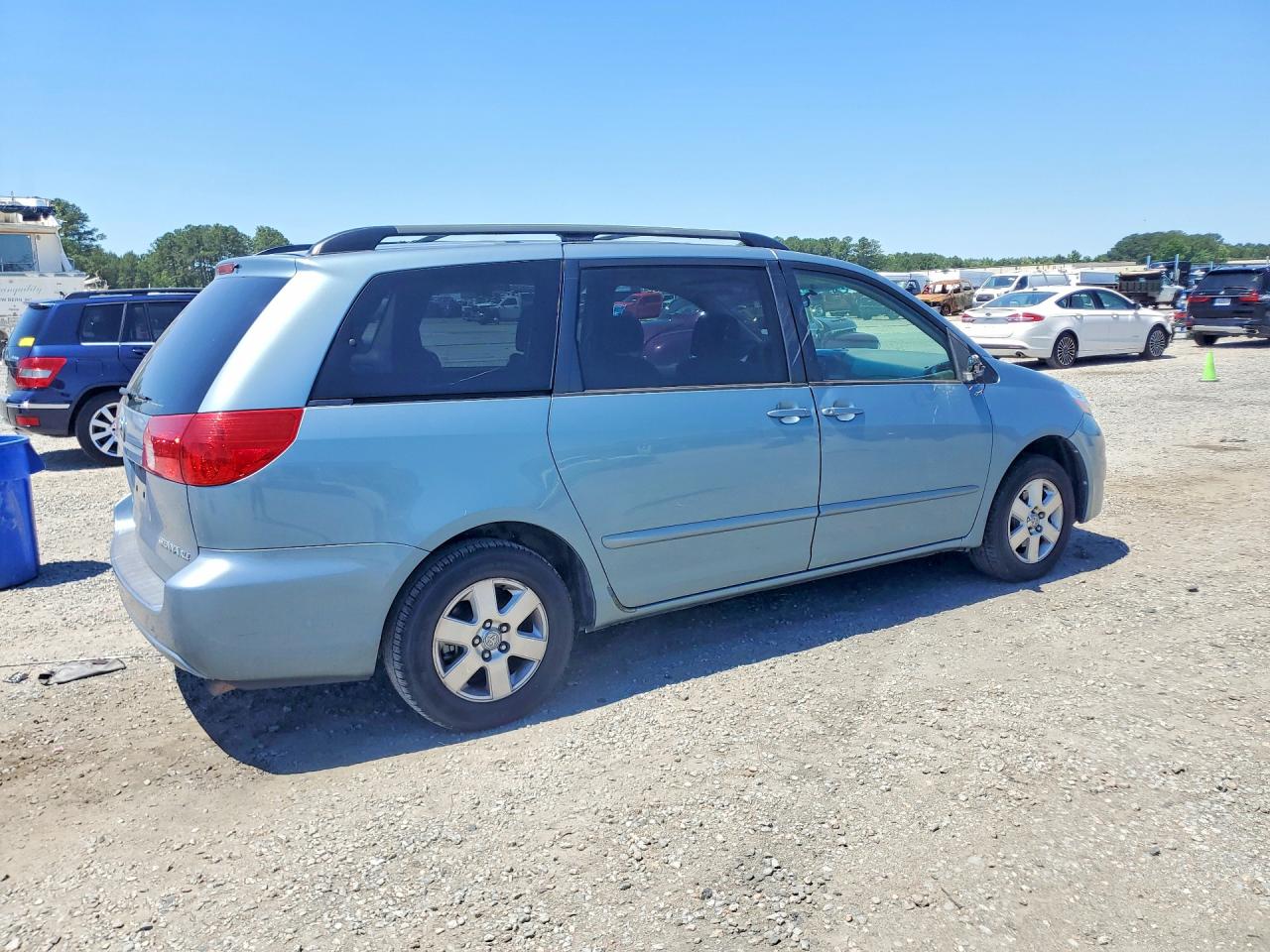 2006 TOYOTA SIENNA