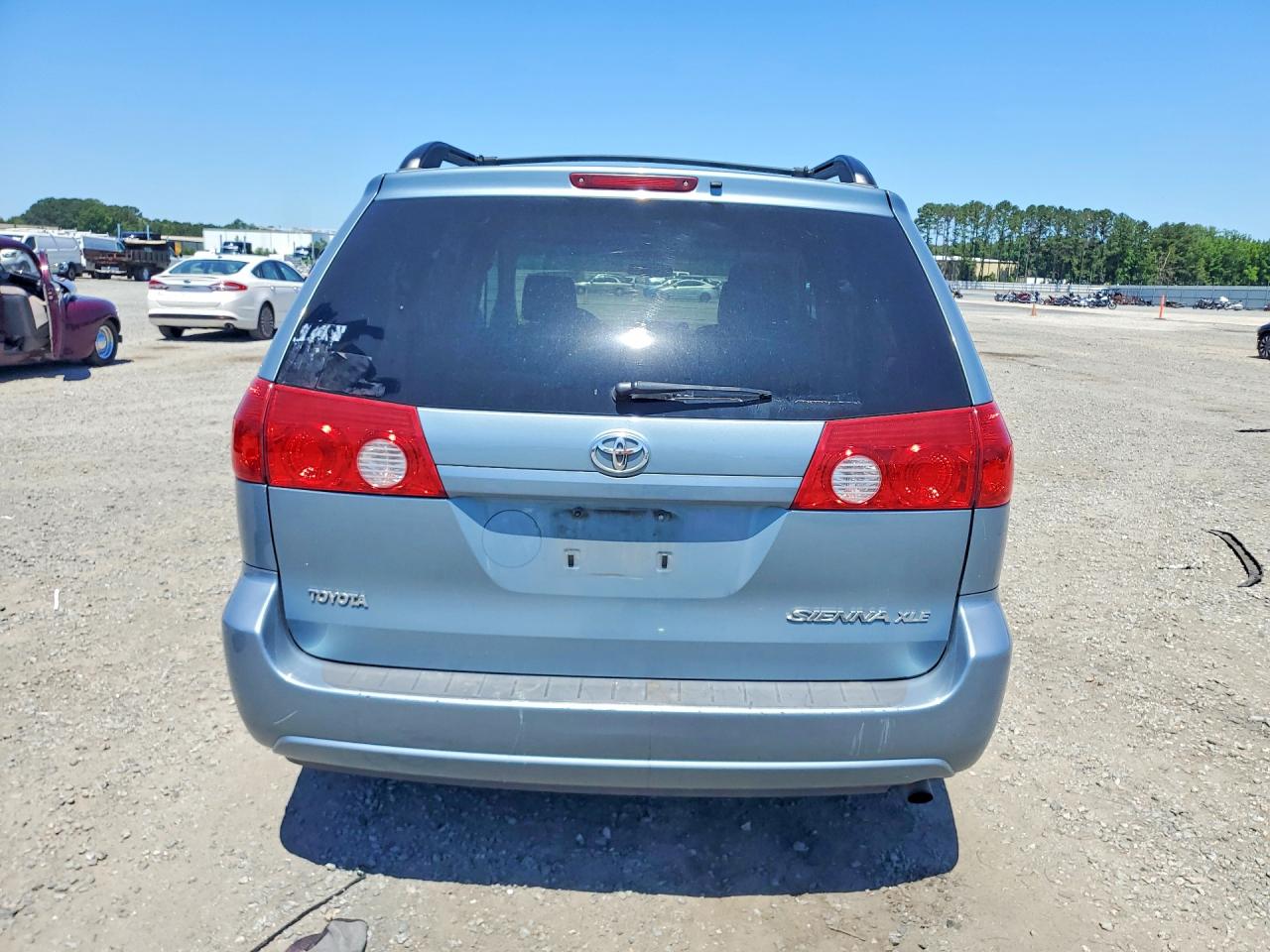 2006 TOYOTA SIENNA