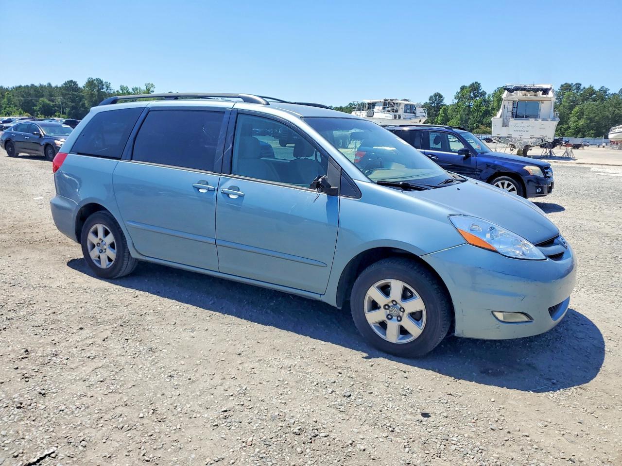 2006 TOYOTA SIENNA
