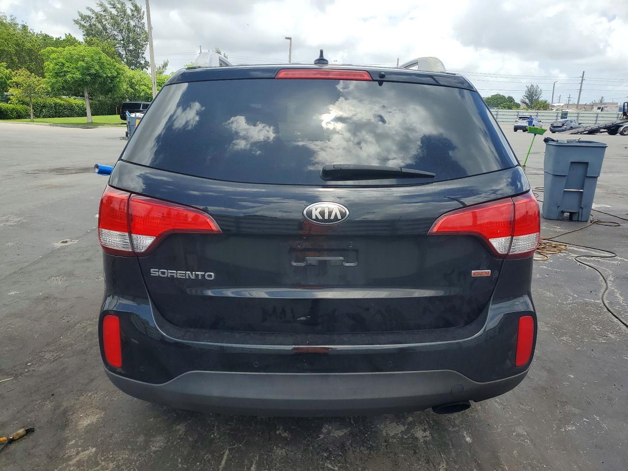 2014 KIA SORENTO