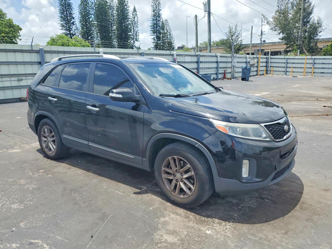 2014 KIA SORENTO