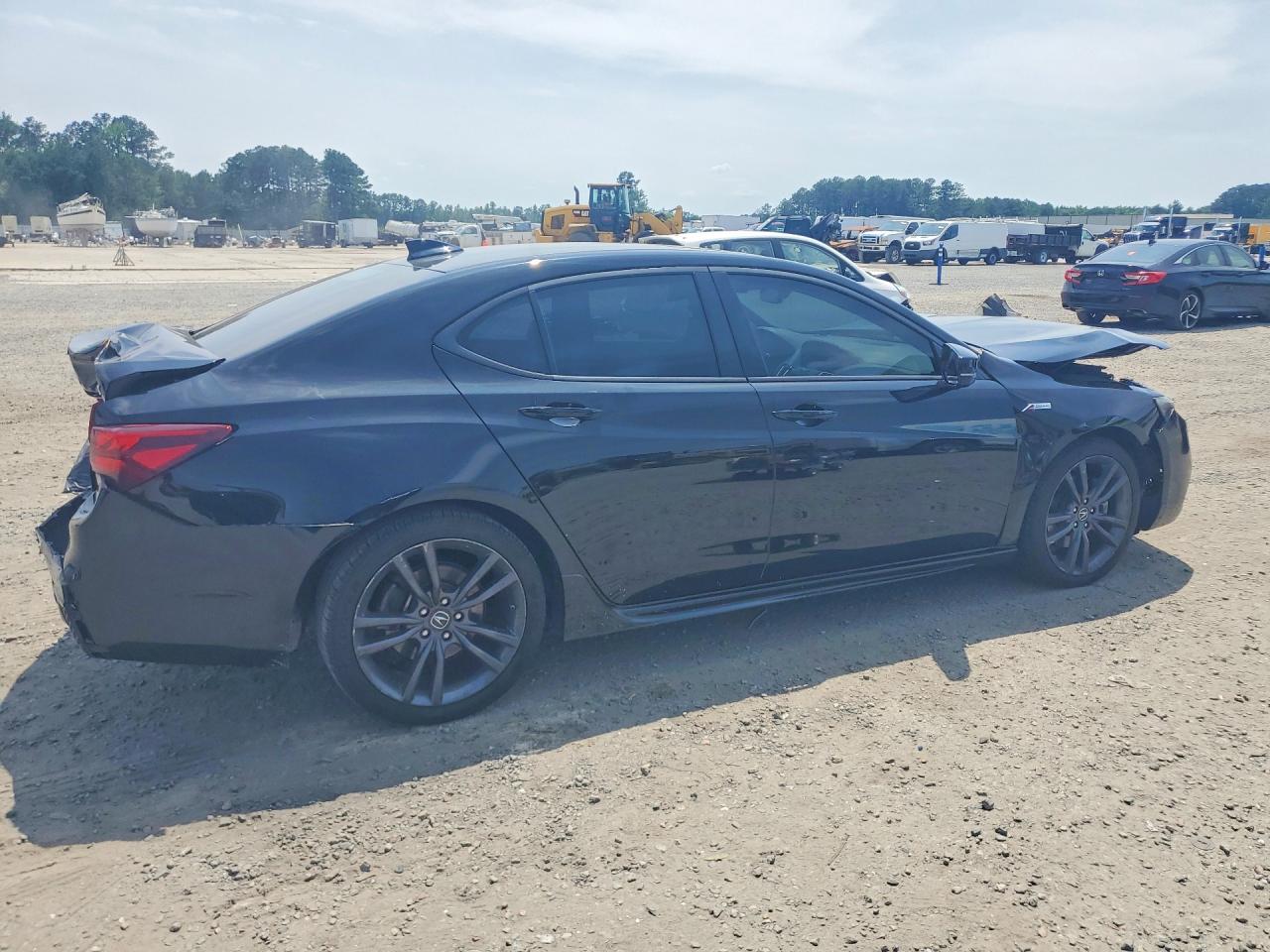 2018 ACURA TLX