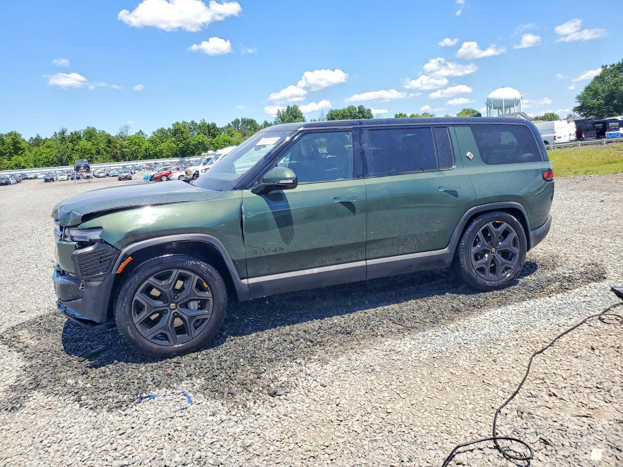 2025 RIVIAN RIS