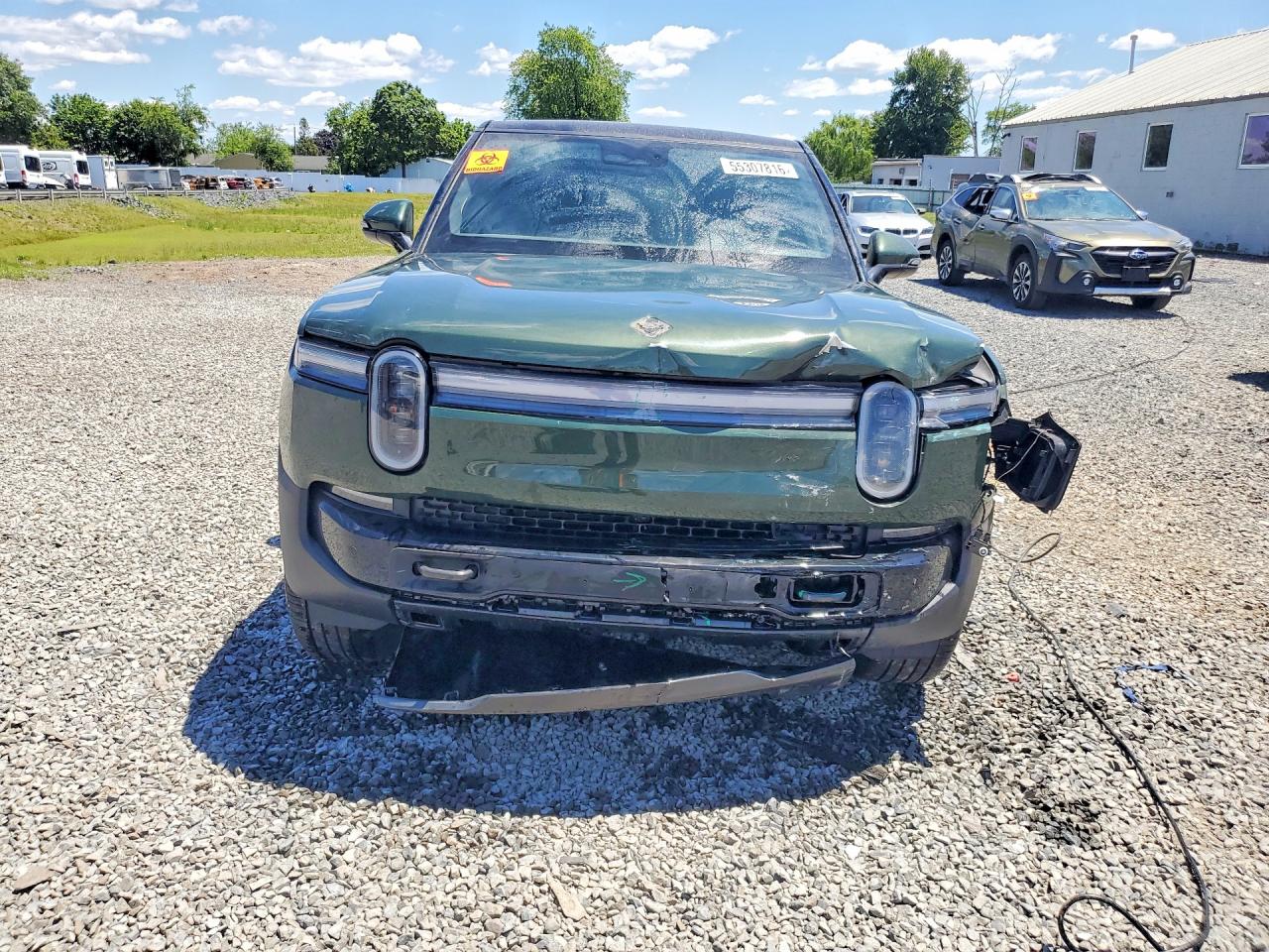 2025 RIVIAN RIS