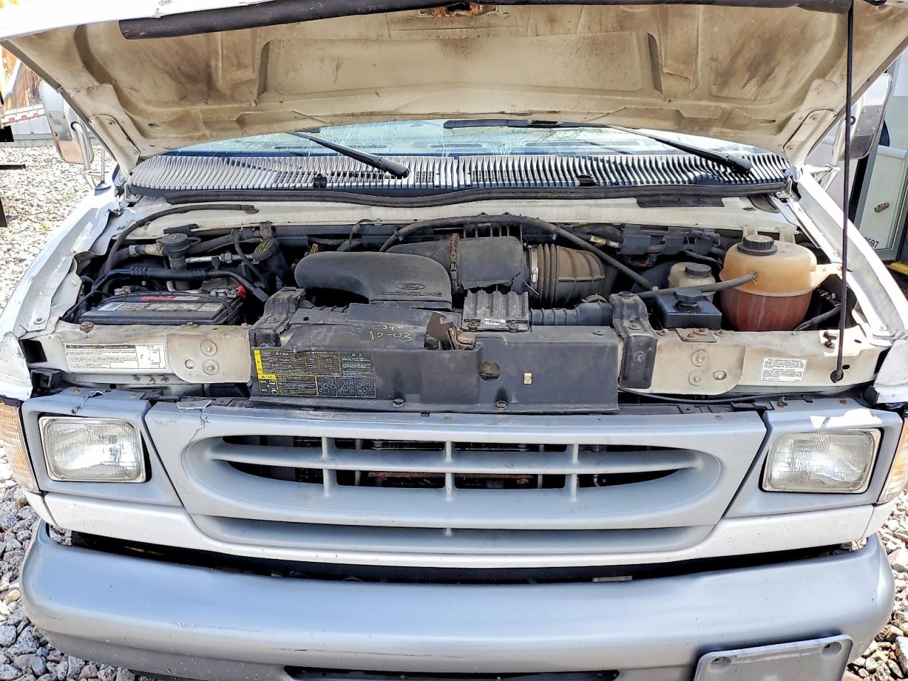 2002 FORD ECONOLINE