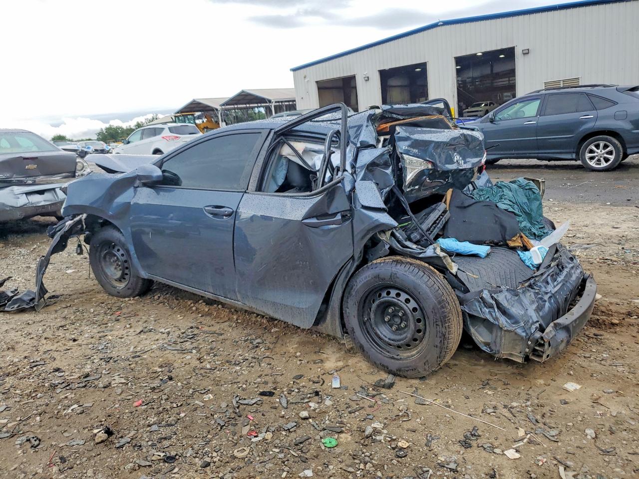 2016 TOYOTA COROLLA