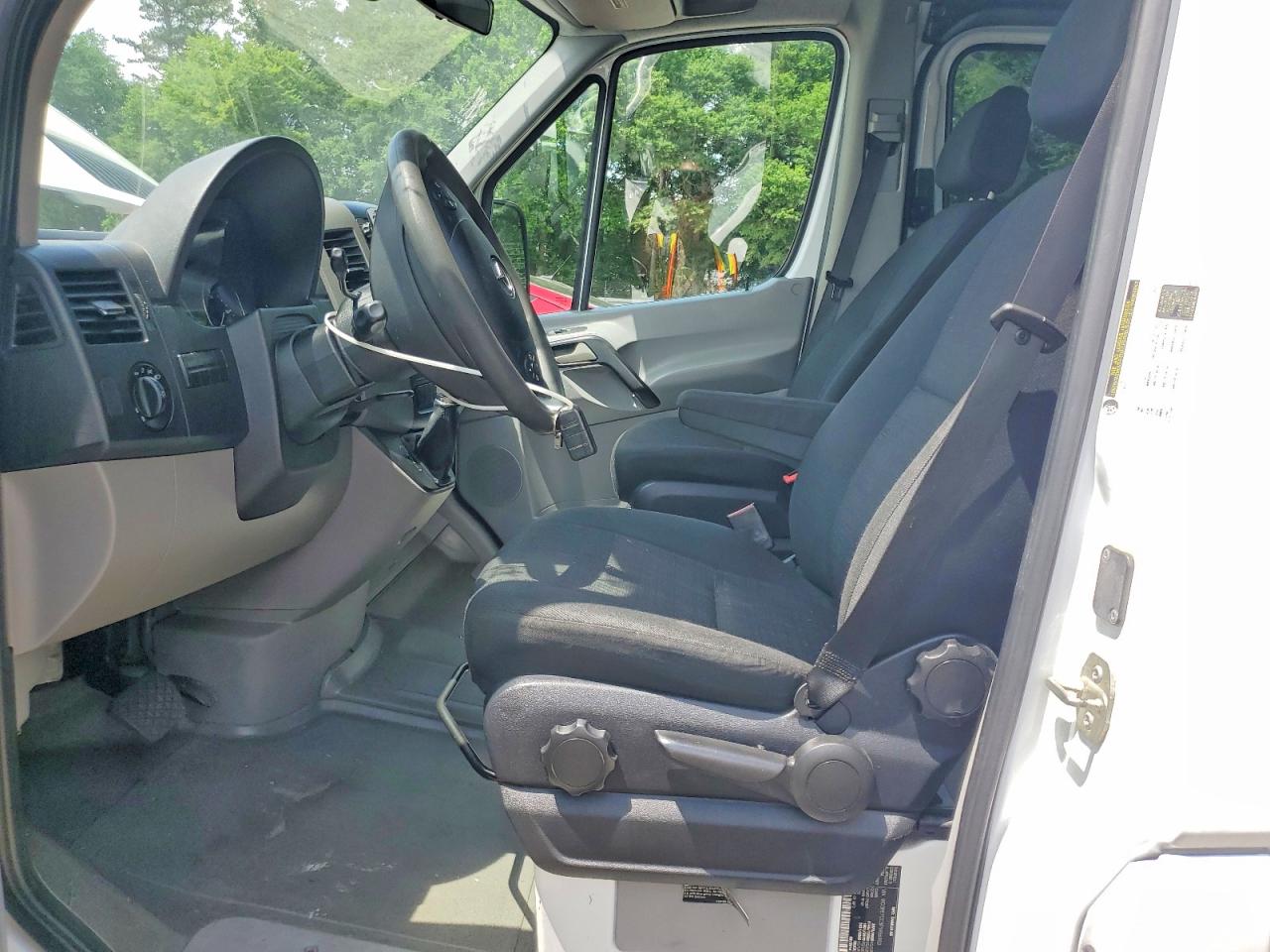 2015 MERCEDES-BENZ SPRINTER