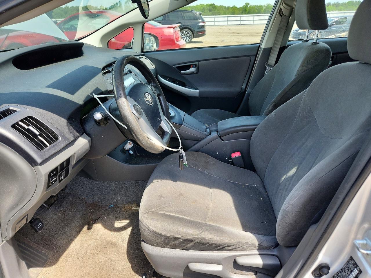 2011 TOYOTA PRIUS