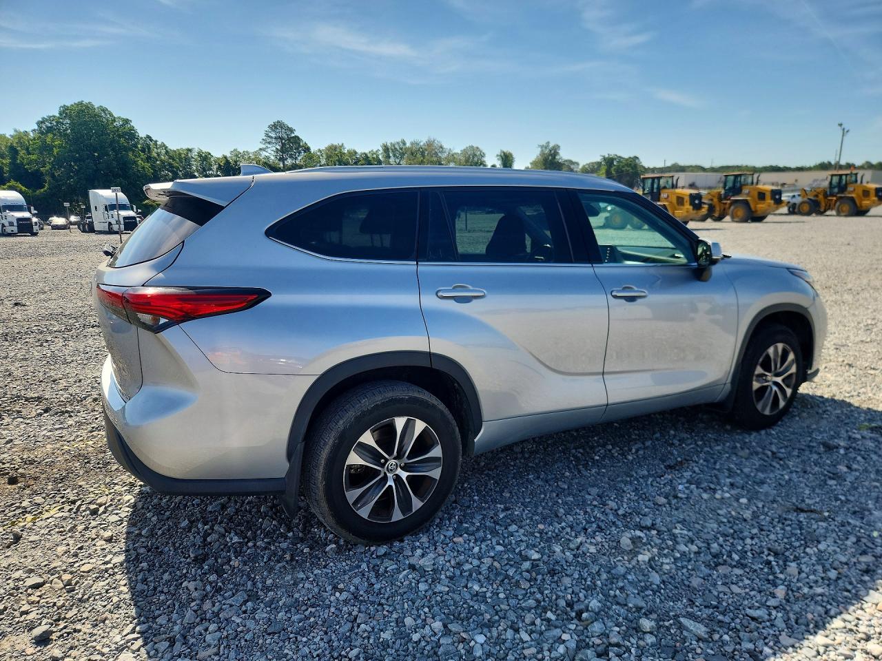 2022 TOYOTA HIGHLANDER