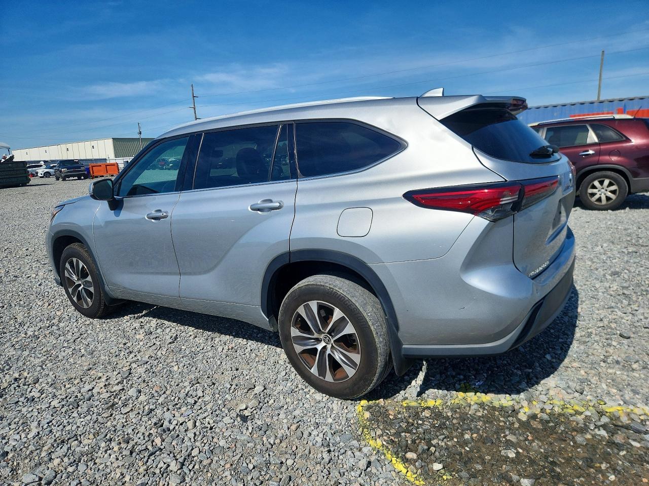 2022 TOYOTA HIGHLANDER