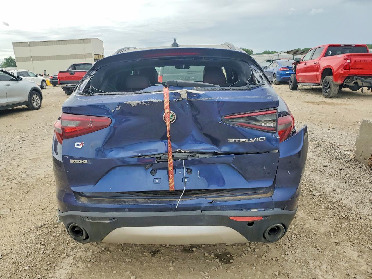2018 ALFA ROMEO STELVIO