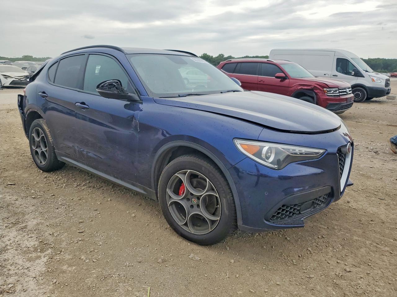 2018 ALFA ROMEO STELVIO