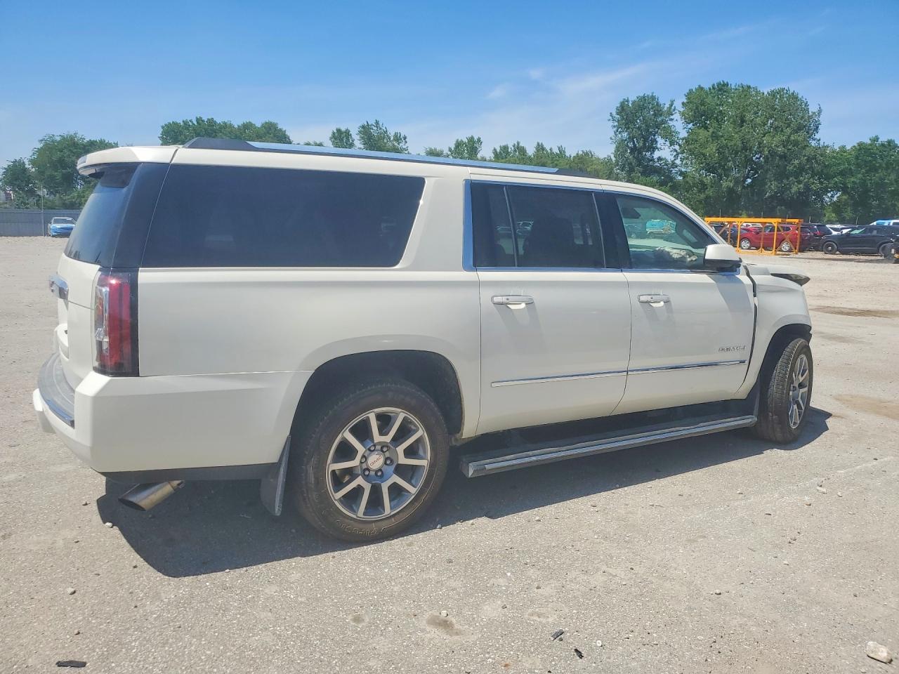 2015 GMC YUKON