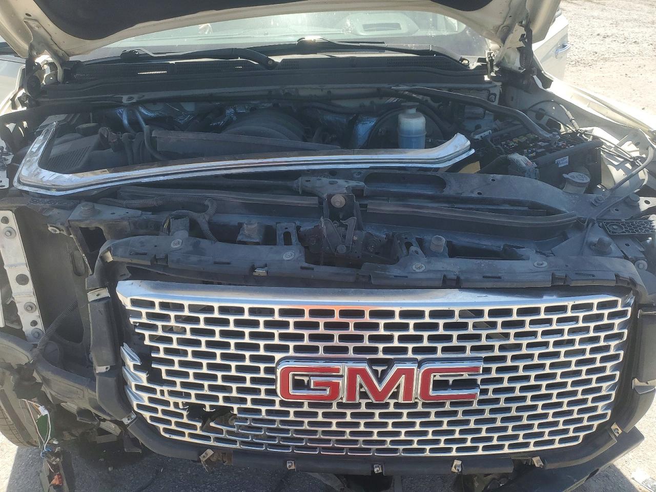 2015 GMC YUKON