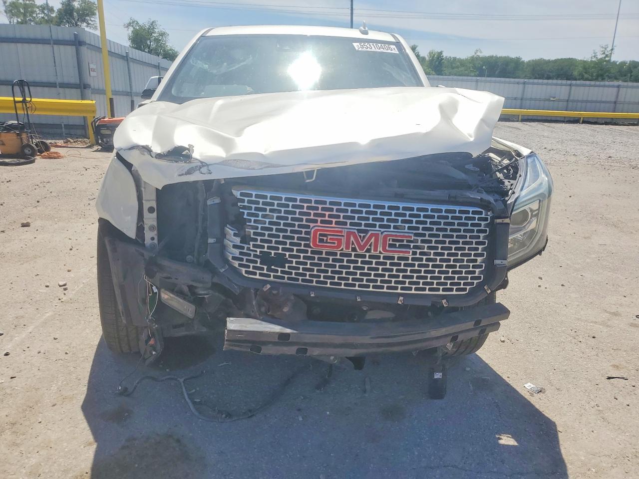 2015 GMC YUKON