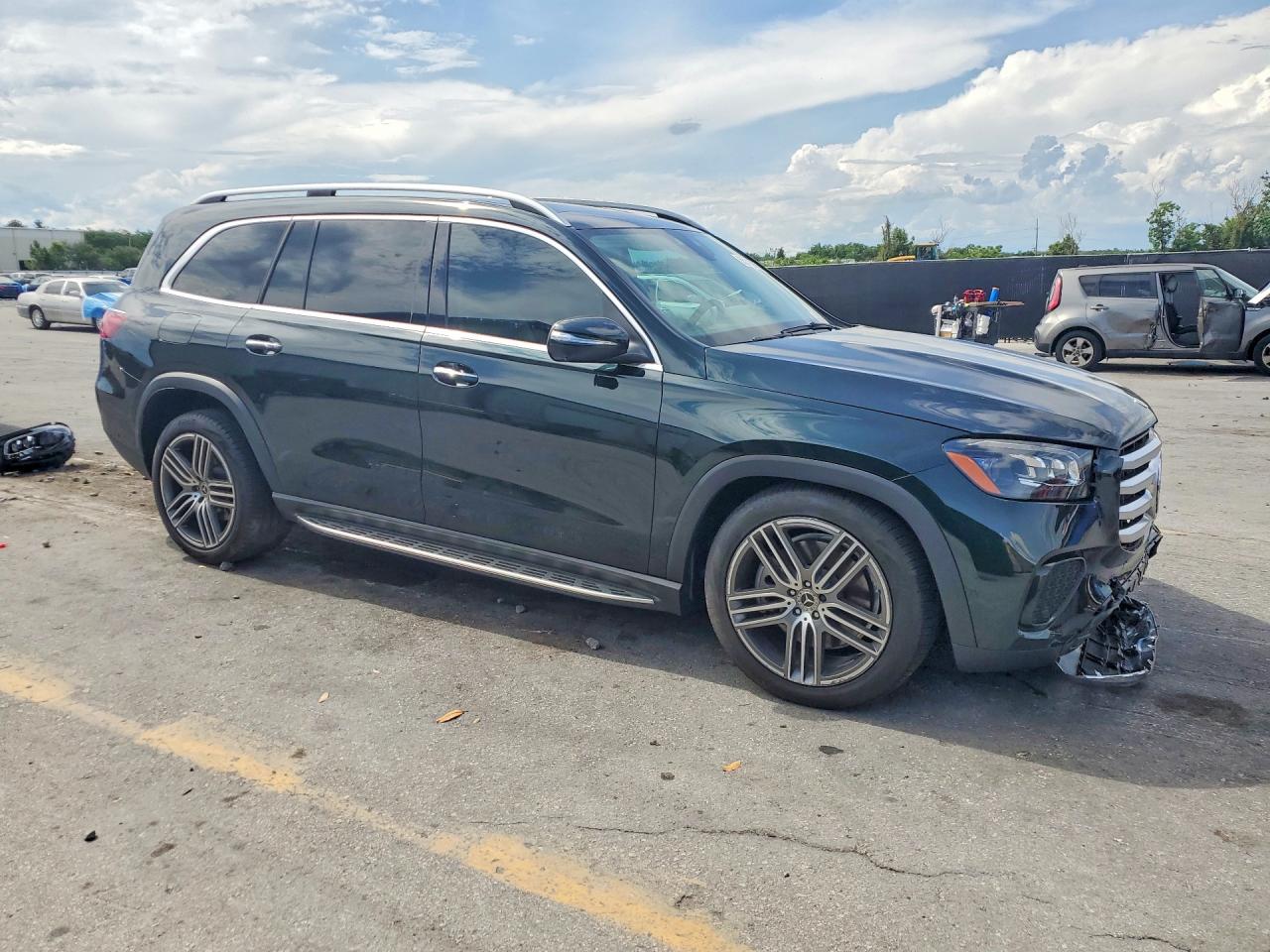 2024 MERCEDES-BENZ GLS-CLASS