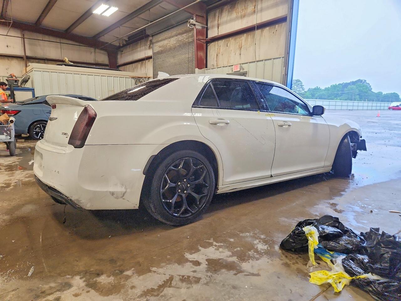 2018 CHRYSLER 300