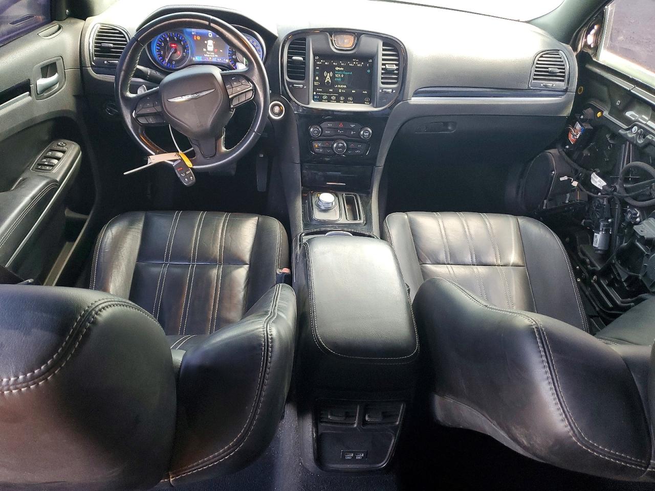 2021 CHRYSLER 300