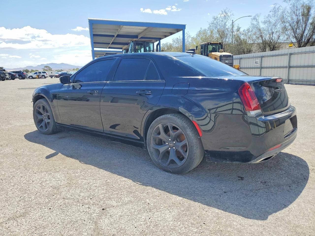 2021 CHRYSLER 300