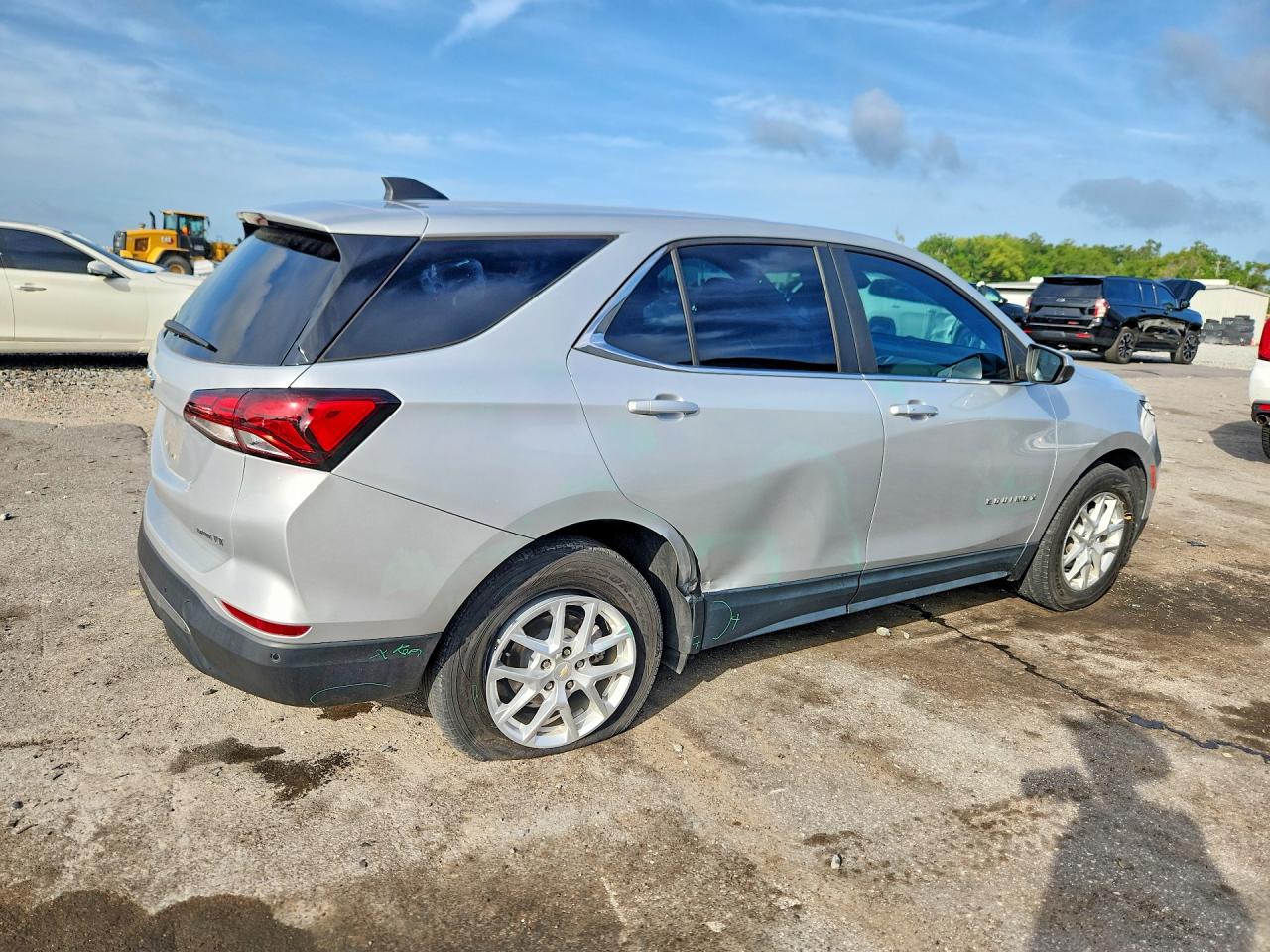 2022 CHEVROLET EQUINOX