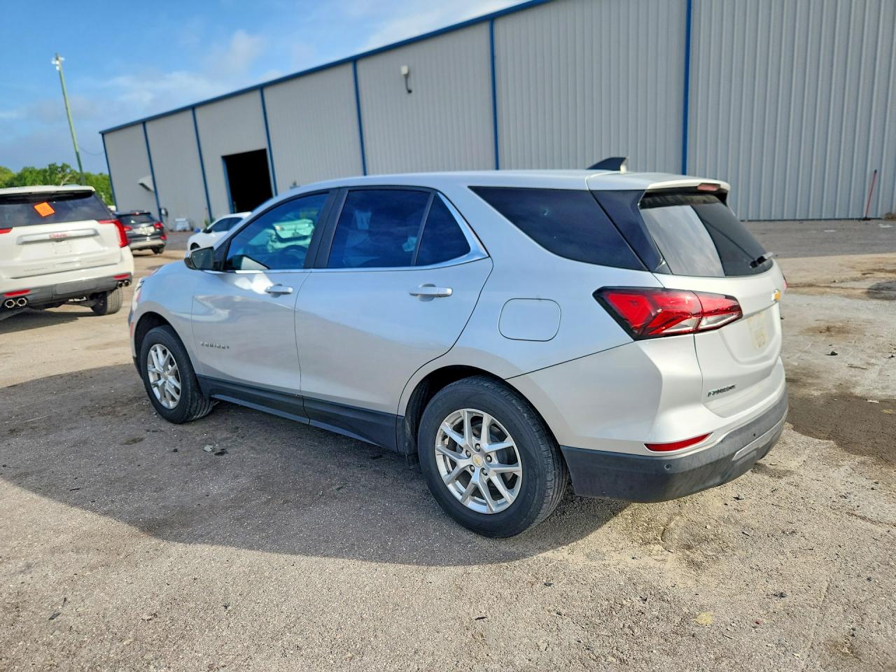 2022 CHEVROLET EQUINOX